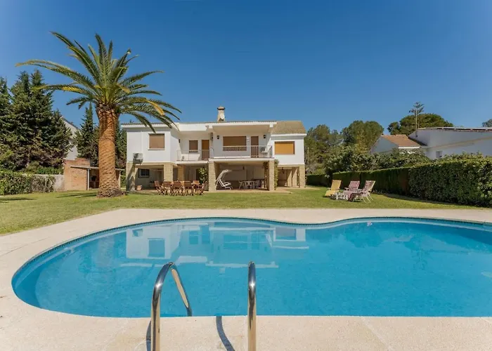 Julia Cap Wifi Pool Holiday home